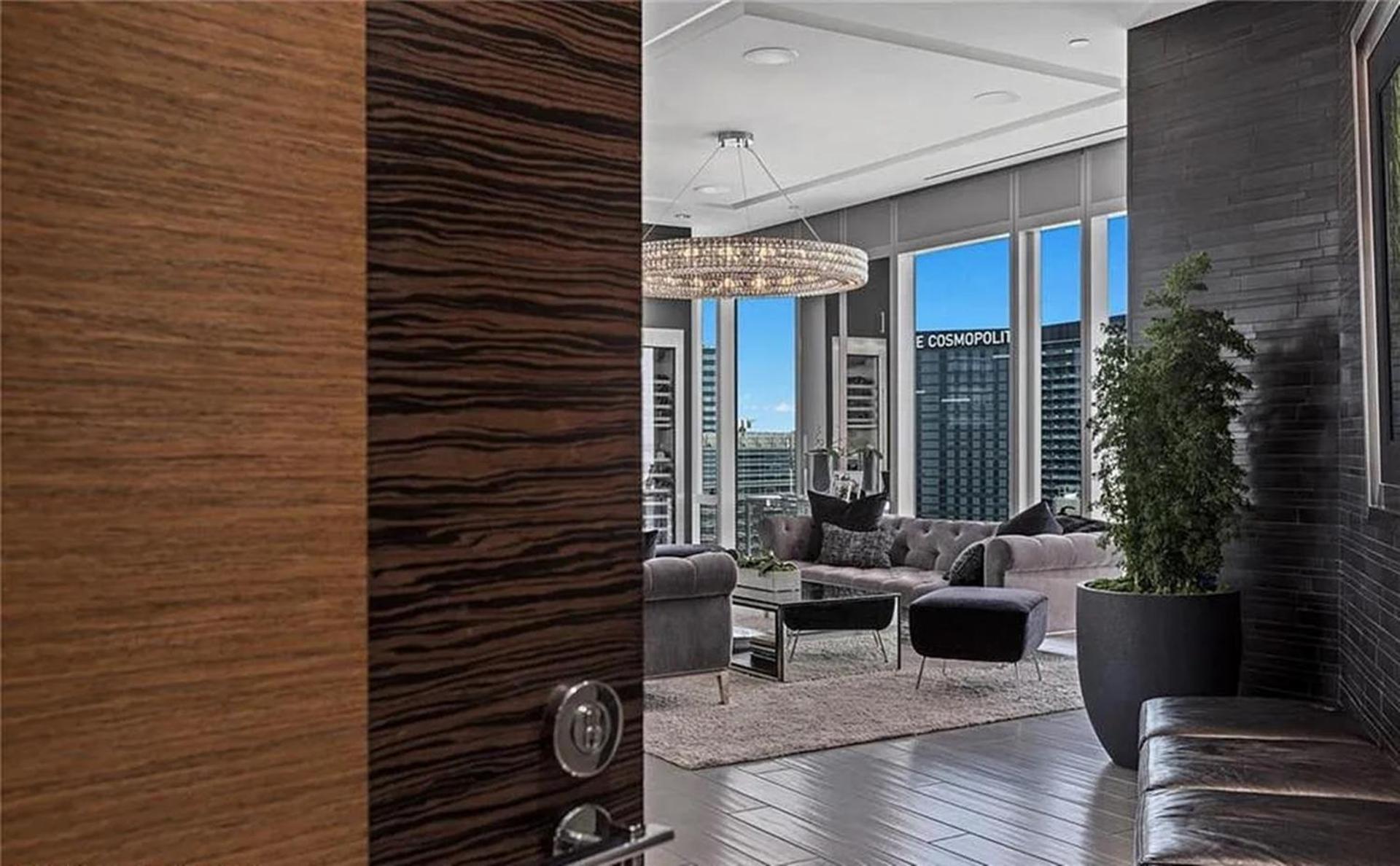 Lavish High-floor Penthouse With Panoramic Views Apartment Las Vegas