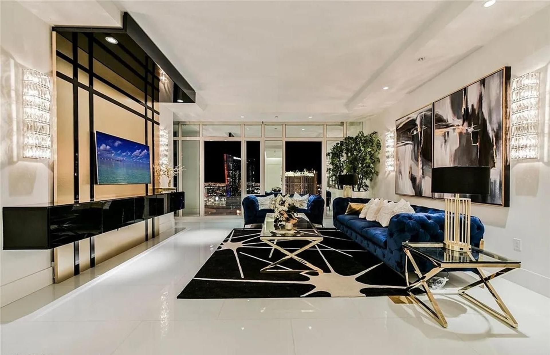 Apartment Exquisite High-rise With Panoramic View *