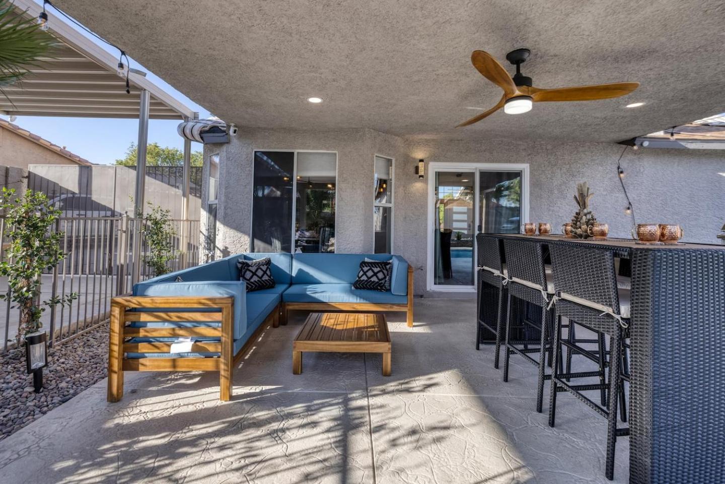 Oasis In The Desert W Heated Pool Fully Renovated