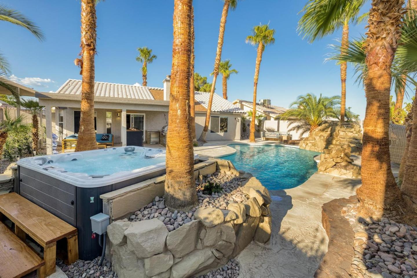 Holiday home Oasis In The Desert W Heated Pool Fully Renovated *