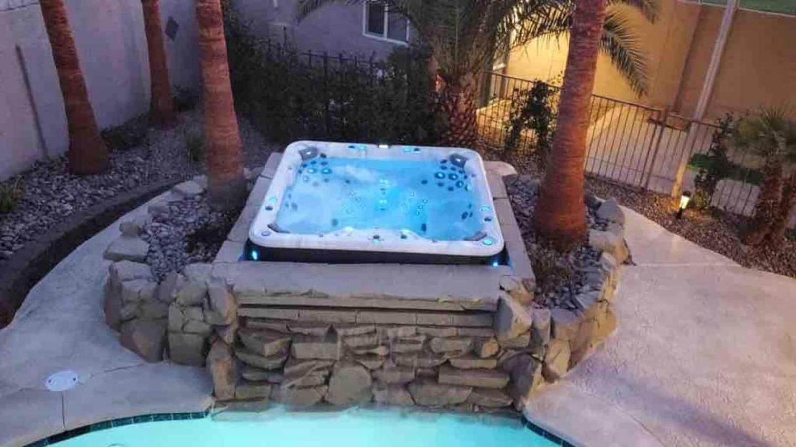 Holiday home Oasis In The Desert W Heated Pool Fully Renovated *