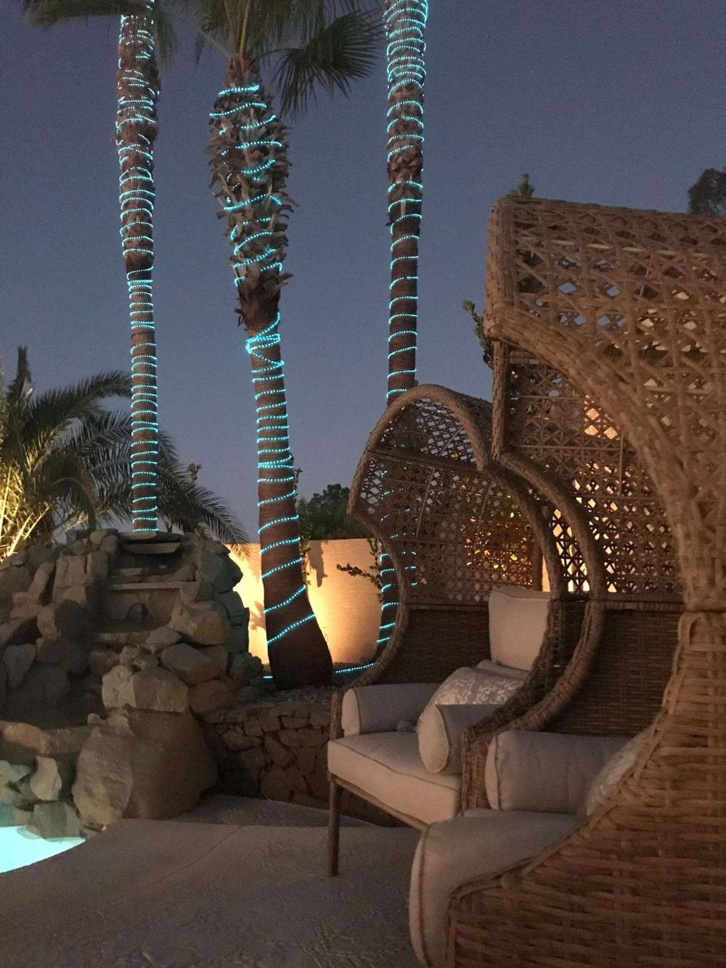 Oasis In The Desert W Heated Pool Fully Renovated