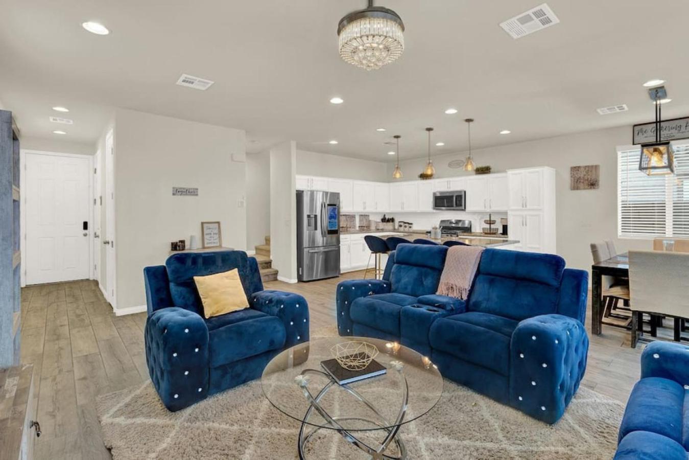 Holiday home Serenity Retreat: 3br, Heated Pool, Parking *