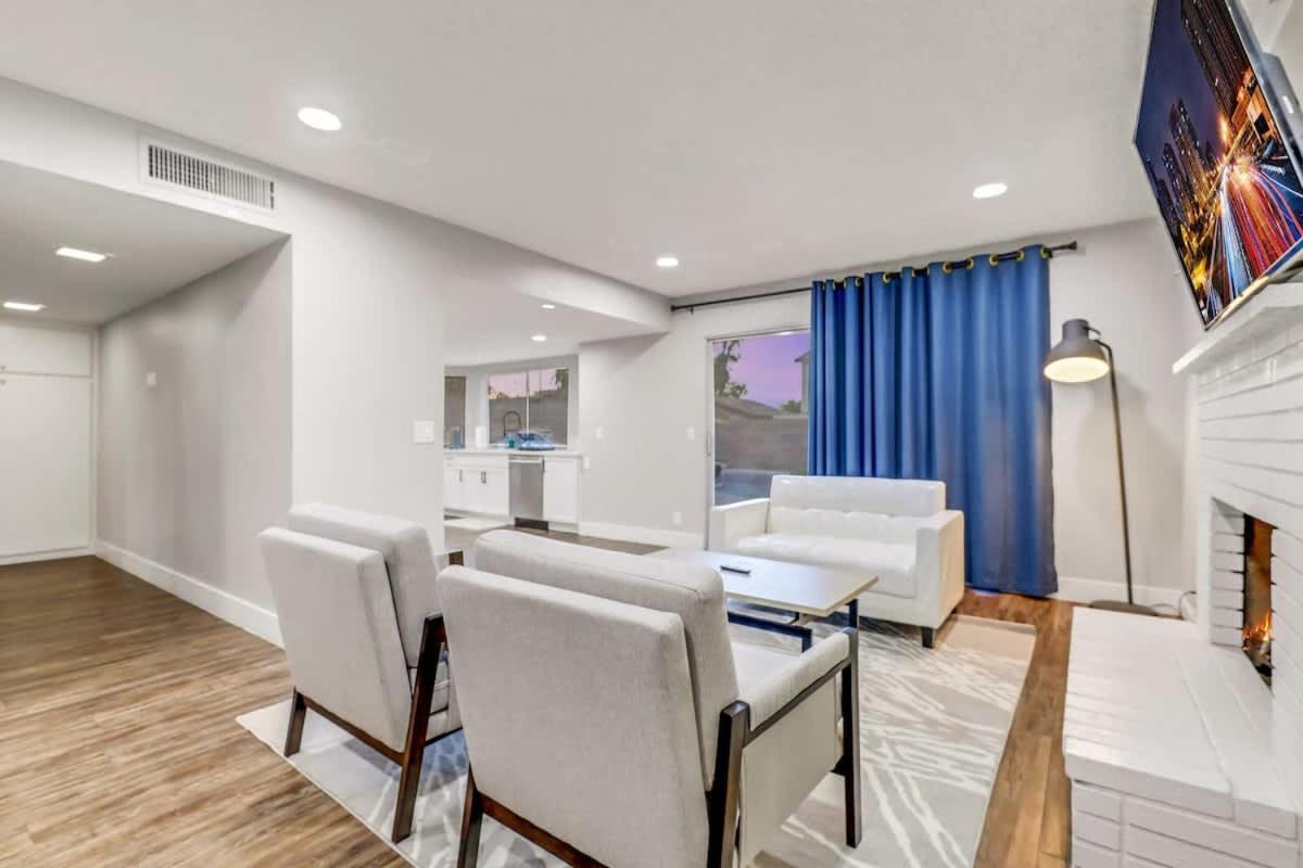Newly Renovated Modern Oasis W Pool Mins To Strip Holiday home