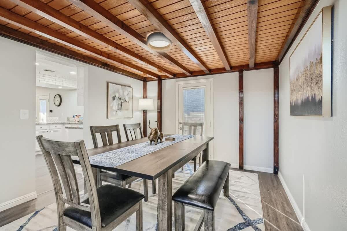 Tropical House With Heated Pool 10 Min To Strip Las Vegas