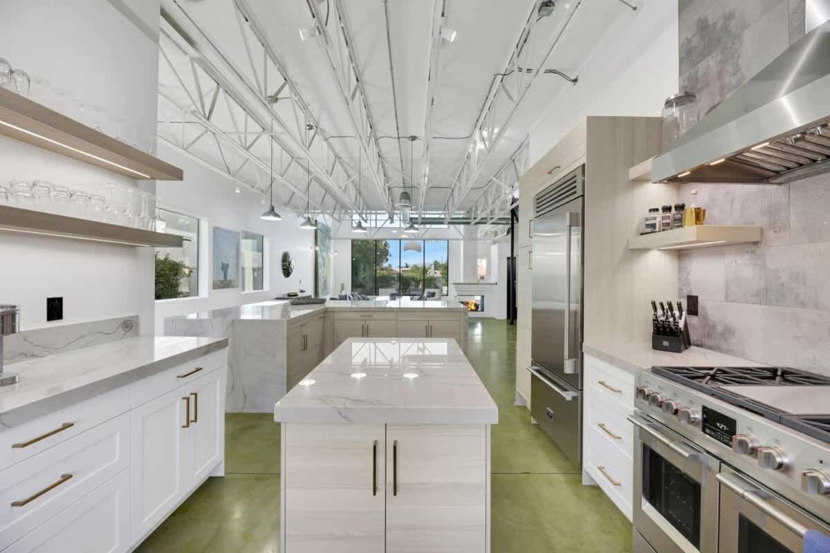 Ultra Luxe Loft 15min To Strip With Heated Pool *