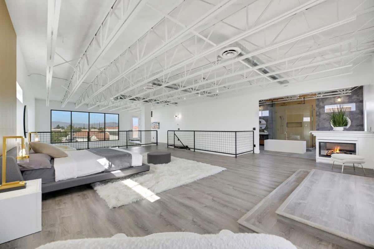 Ultra Luxe Loft 15min To Strip With Heated Pool Las Vegas