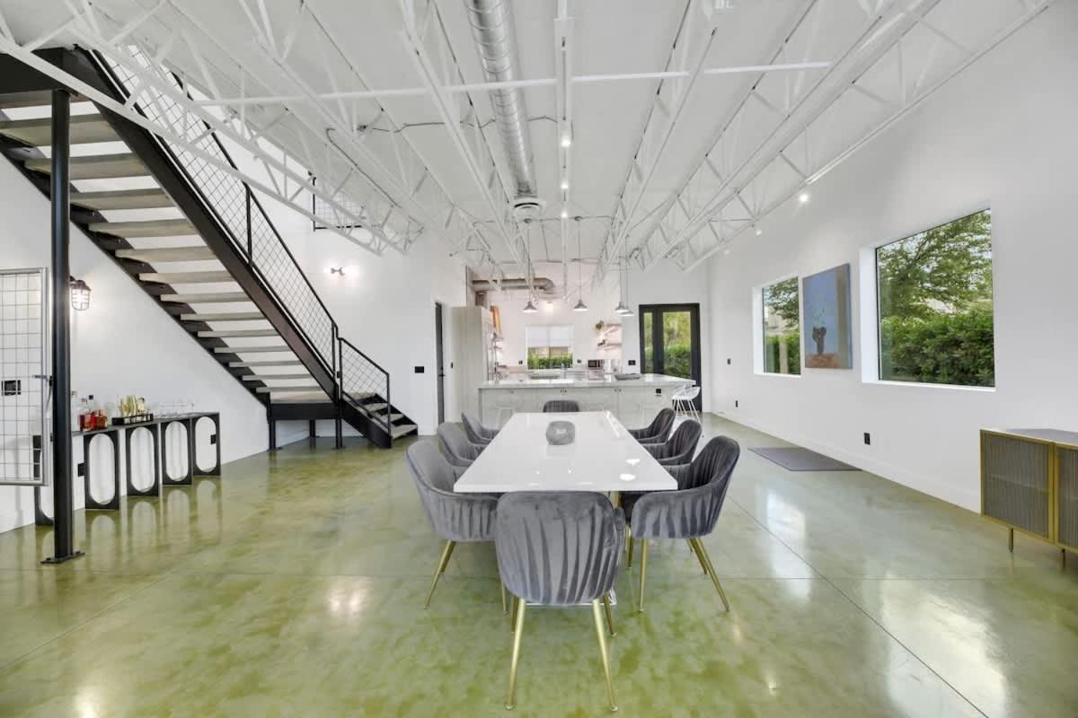 Holiday home Ultra Luxe Loft 15min To Strip With Heated Pool Las Vegas