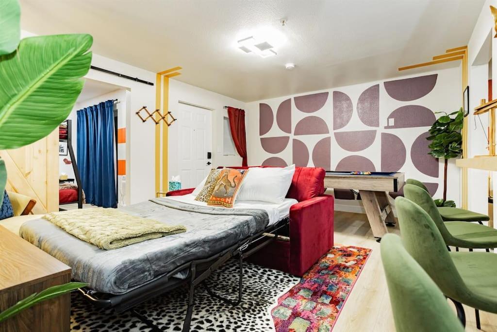 Star Unit 5- New Downtown Haven Boutique Vegas Oasis Holiday home