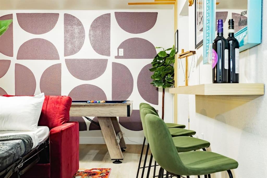Star Unit 5- New Downtown Haven Boutique Vegas Oasis *