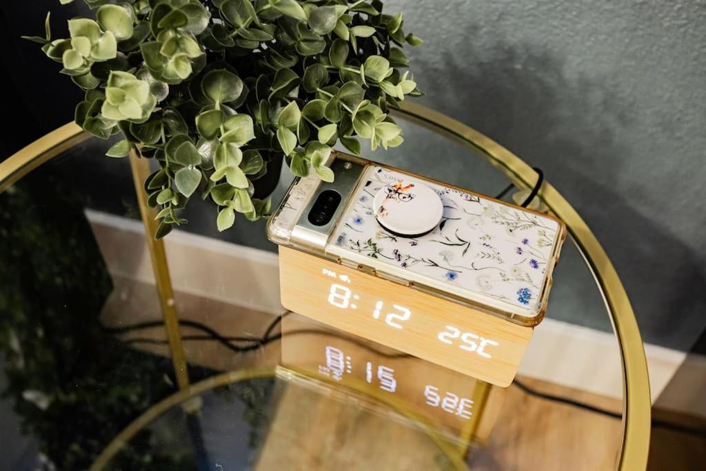 Star Unit 4- Premier Downtown Luxury 1br Private Oasis *