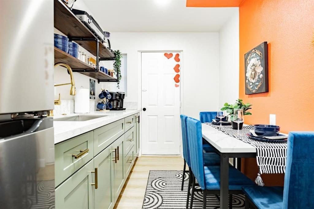 Star Unit 4- Premier Downtown Luxury 1br Private Oasis