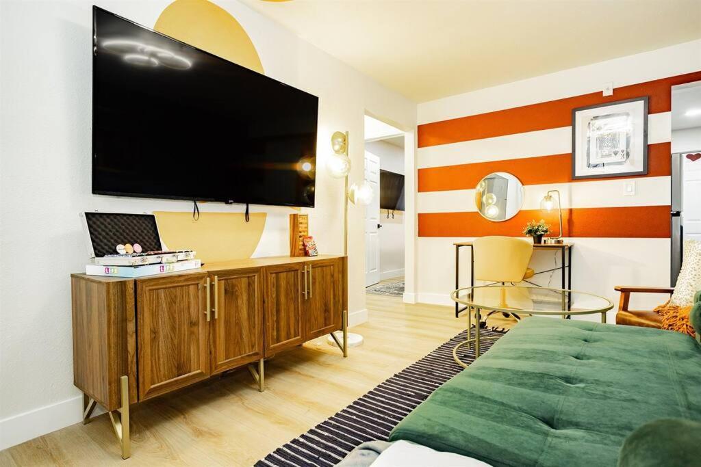 Holiday home Star Unit 4- Premier Downtown Luxury 1br Private Oasis