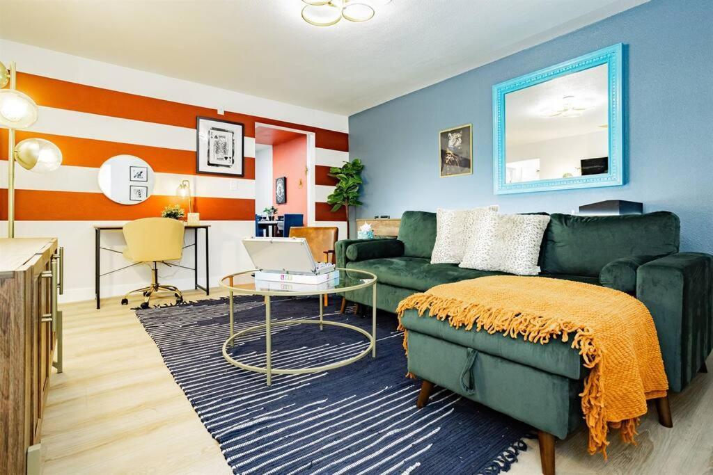 Holiday home Star Unit 4- Premier Downtown Luxury 1br Private Oasis *