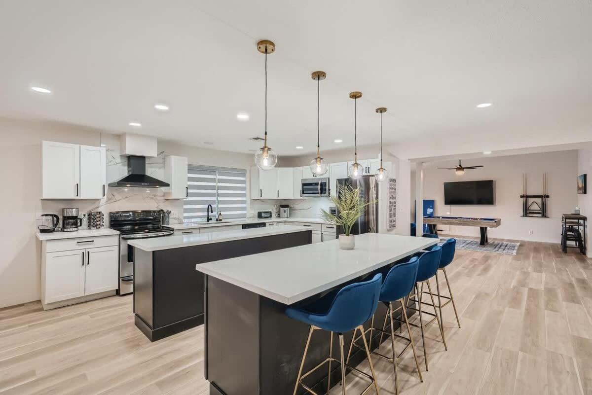 Heated Pool Modern Ranch 10 Min To Strip