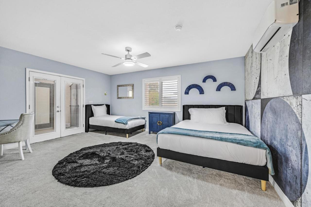 New Luxurious 6br Near Lv Strip W Pool & Las Vegas