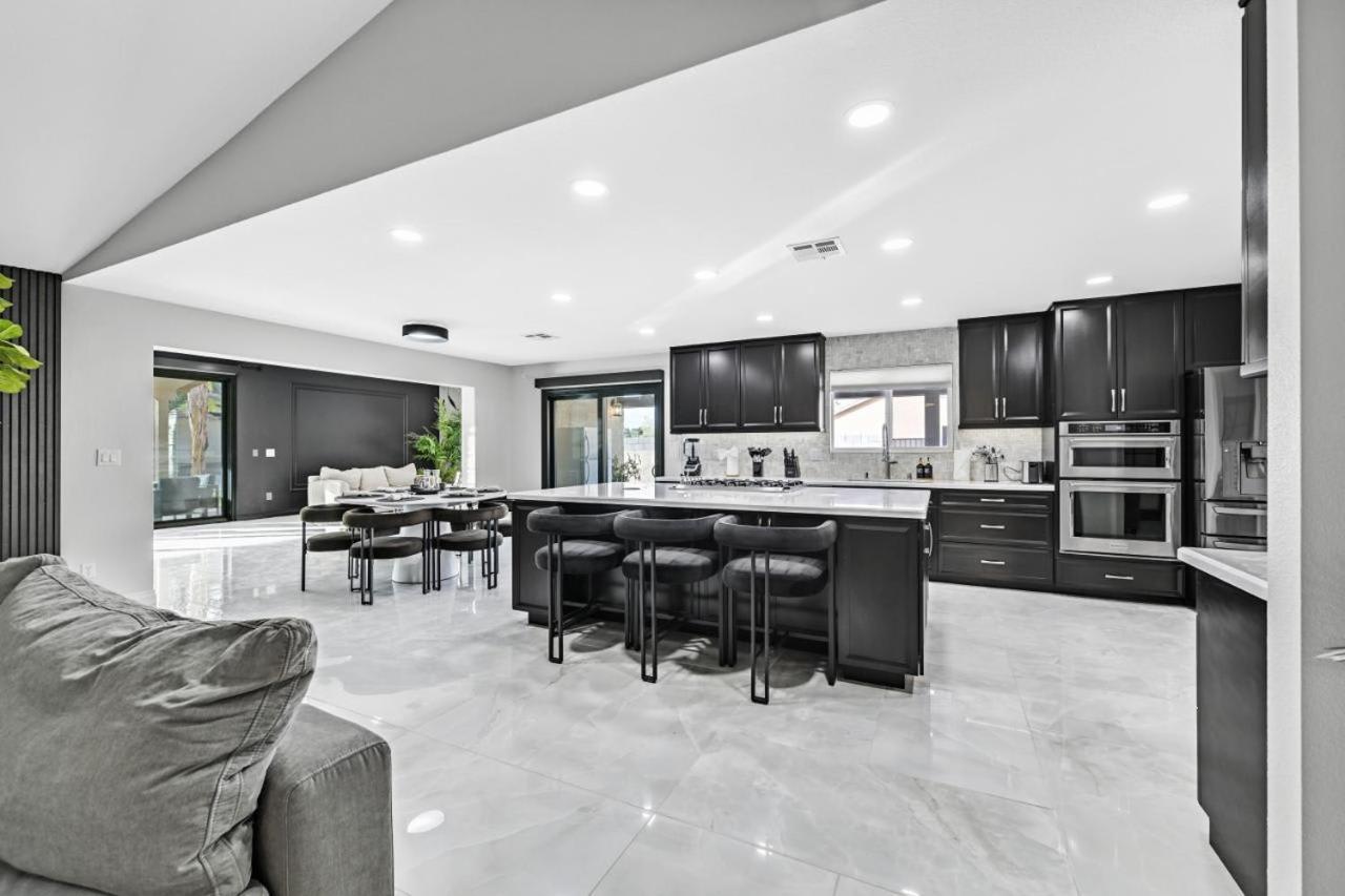 New Luxurious 6br Near Lv Strip W Pool & * Las Vegas