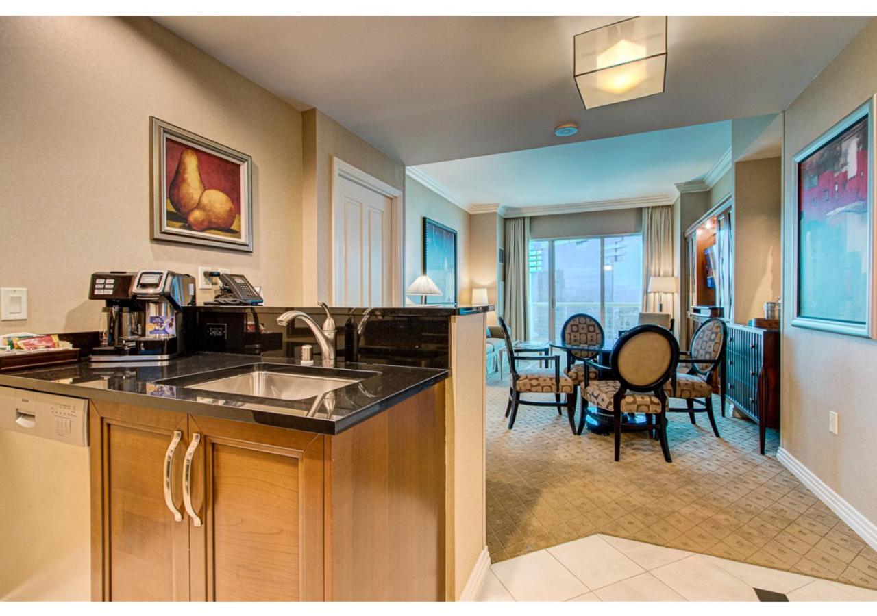 Mgm Signature Floor 1 Bedroom 2 Ba Penthouse With Balcony, Strip And Sphere Views Las Vegas