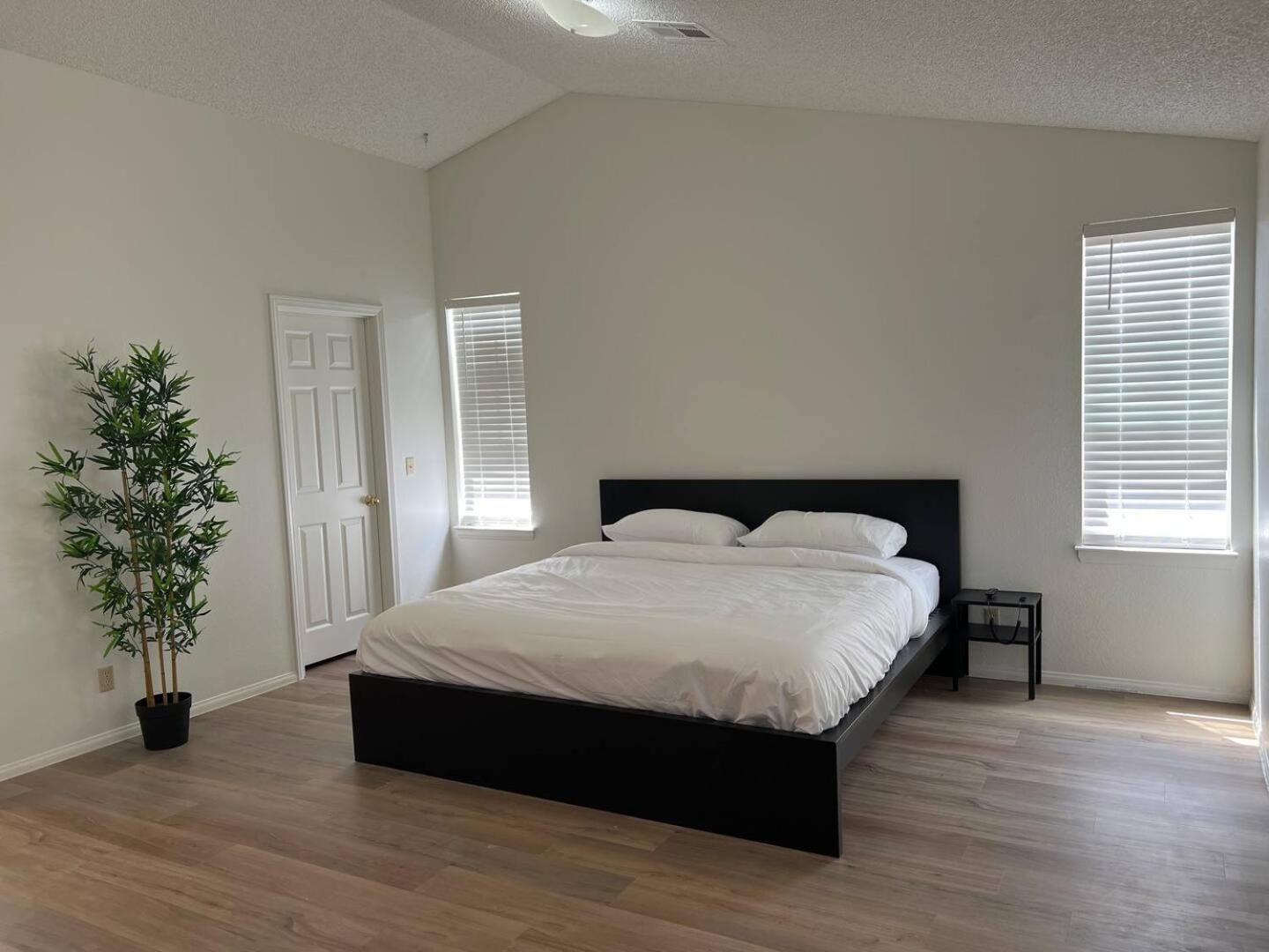 Extended 3 Or 4 Beds Cozy Smart Living * Las Vegas