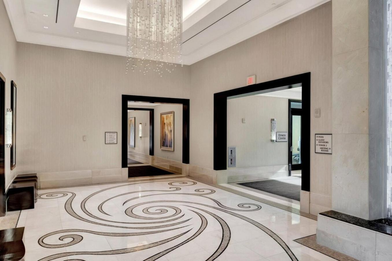 Mgm Balcony Strip Sphere And F1 Race Views Ferienhaus *