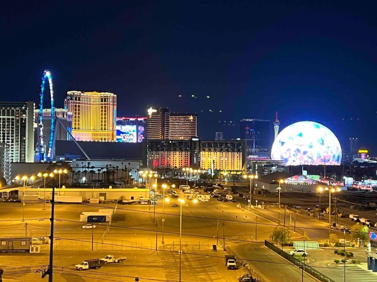 Mgm Balcony Strip Sphere And F1 Race Views Ferienhaus *