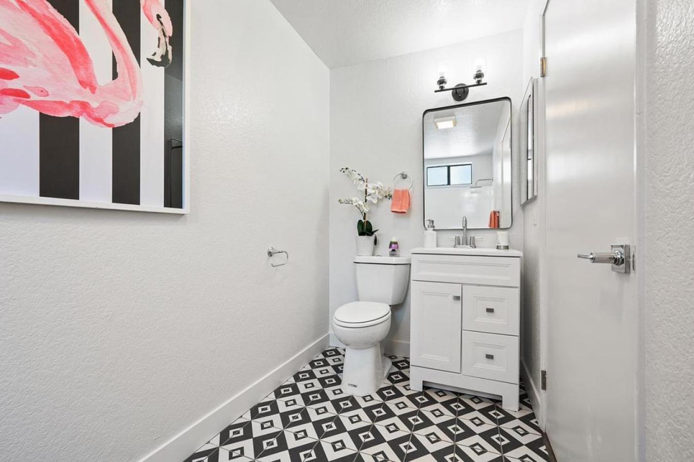 Landing At Valencia - 2 Bedrooms In Paradise Las Vegas