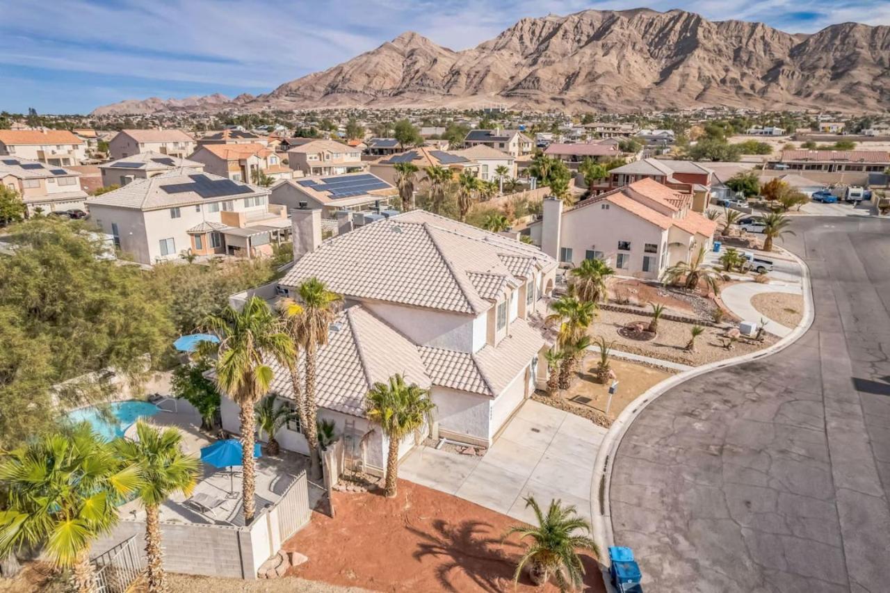 466 Massive 5 Bedroom Close To The Strip