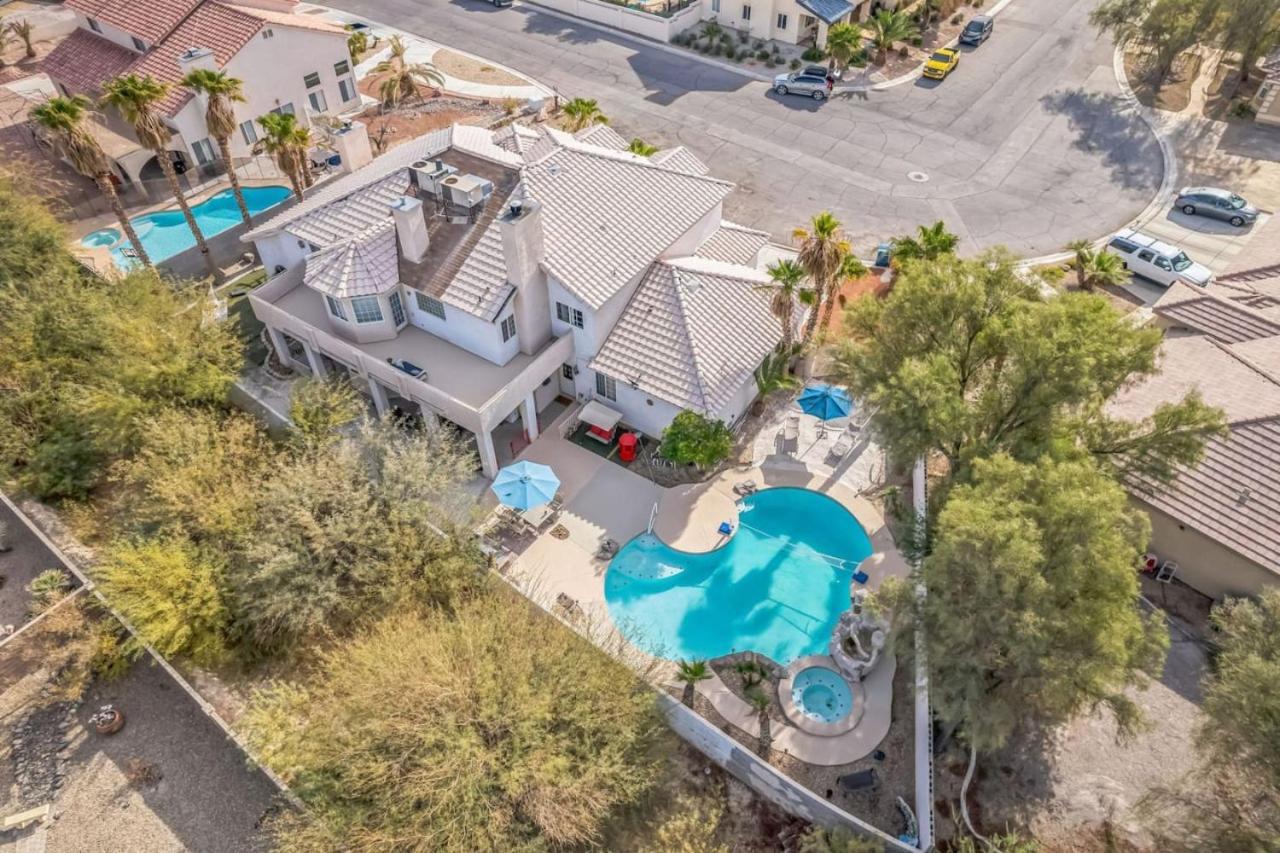 466 Massive 5 Bedroom Close To The Strip *