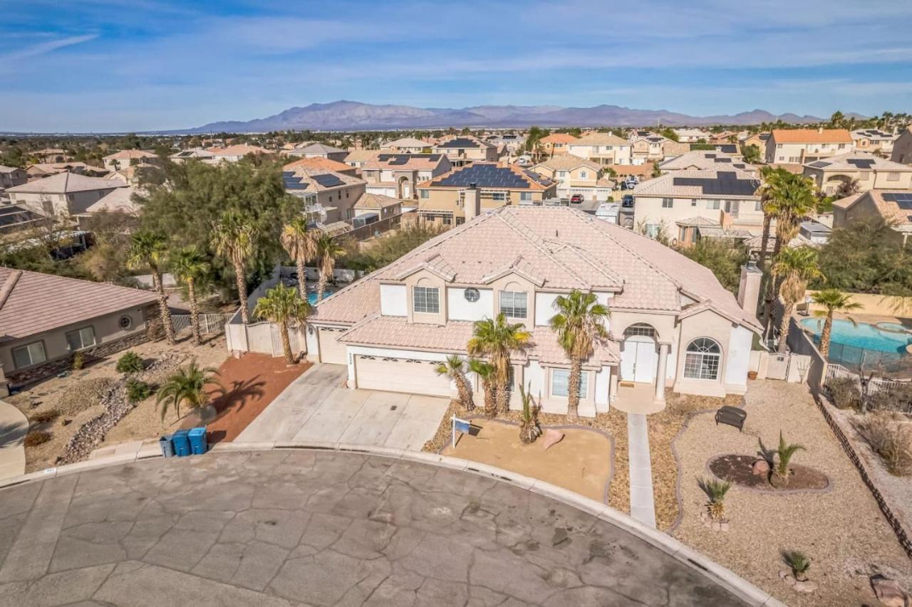466 Massive 5 Bedroom Close To The Strip Holiday home