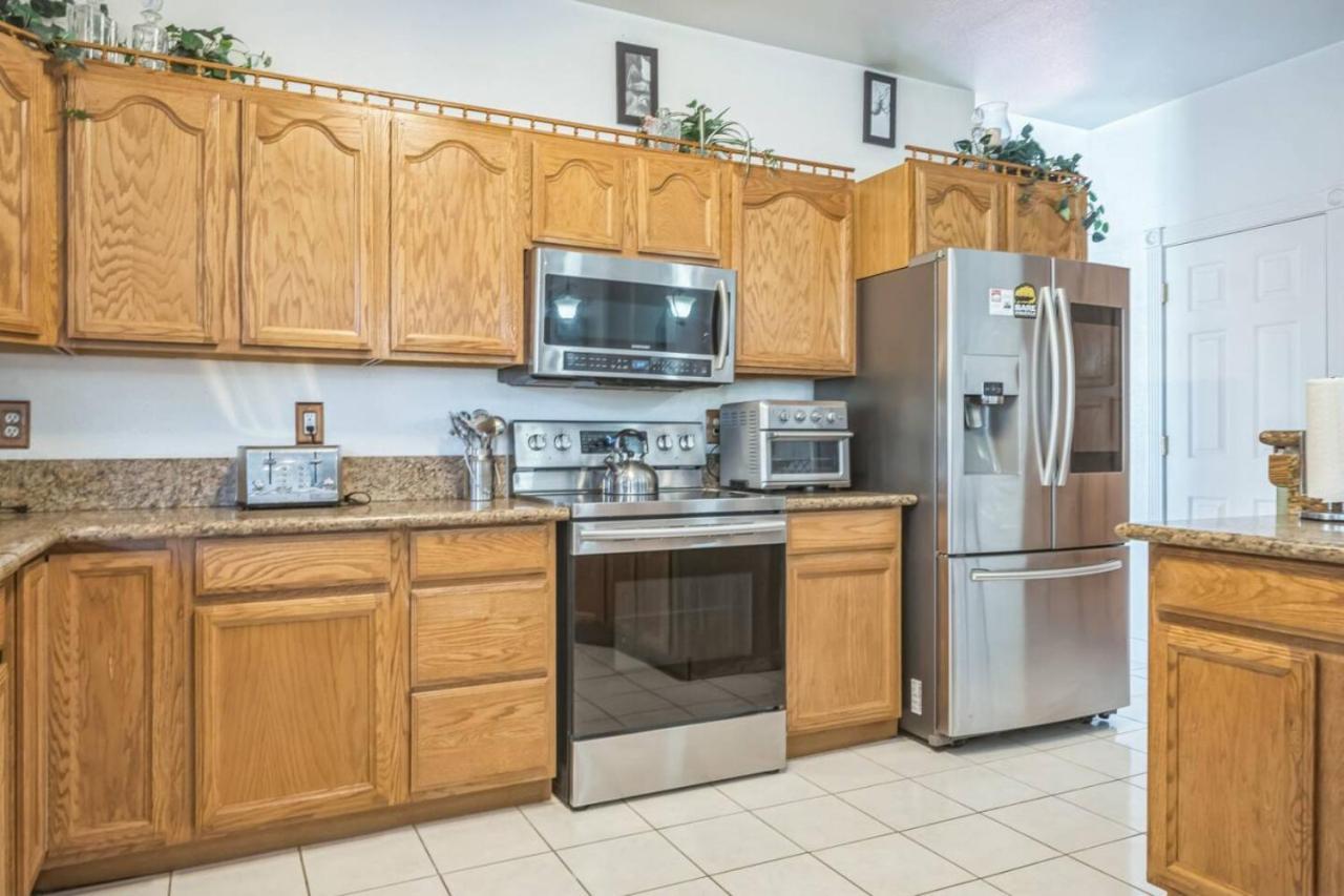 466 Massive 5 Bedroom Close To The Strip Las Vegas