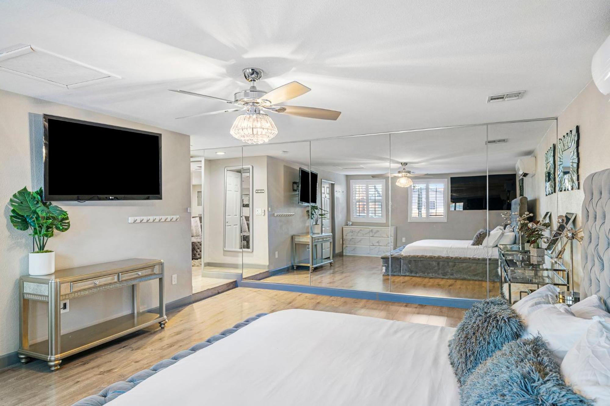 Modern Retreat Close To Lv Strip * Las Vegas