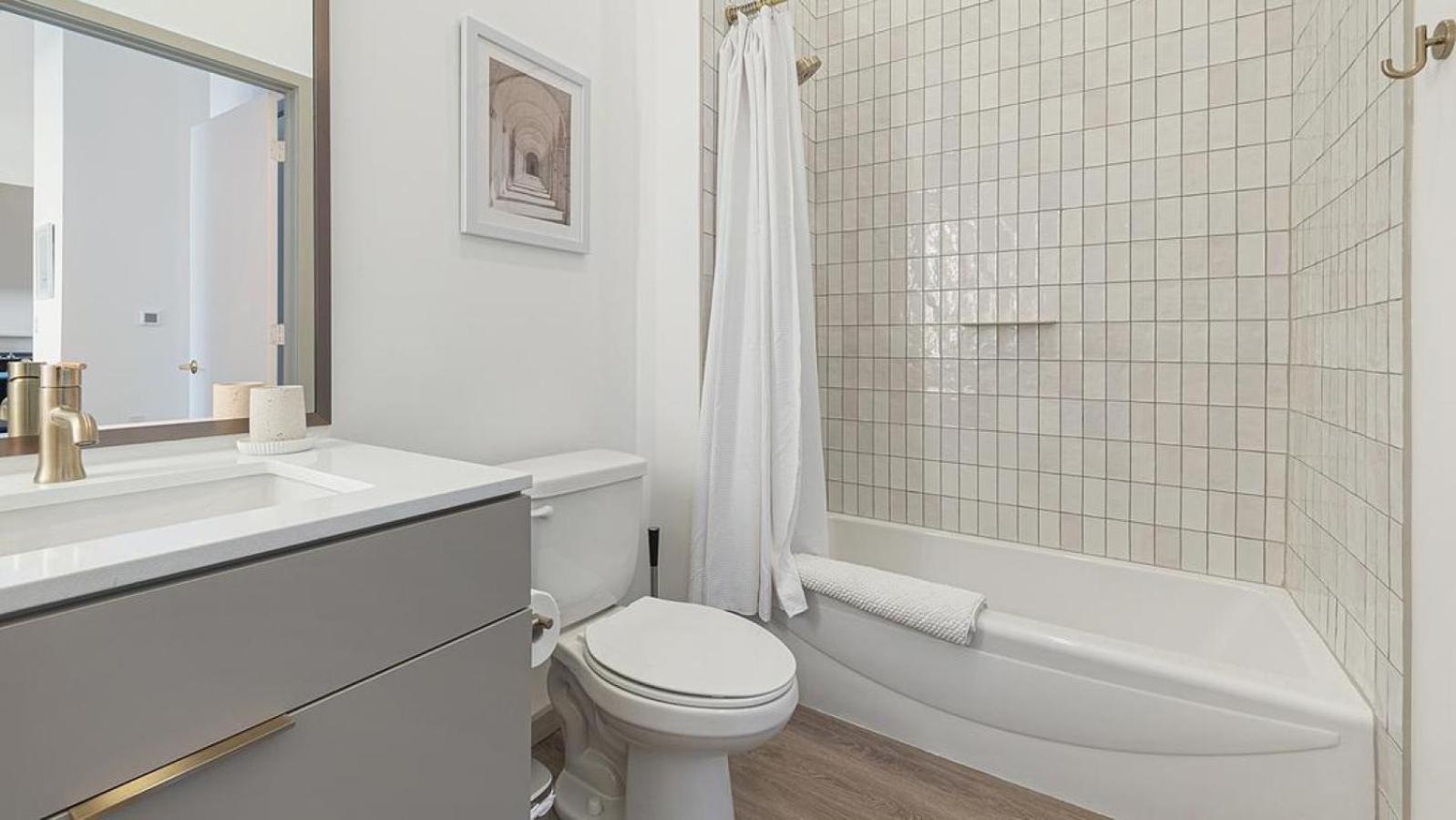 Landing At Vestra At Uncommons - 1 Bedroom In Spring Valley Las Vegas