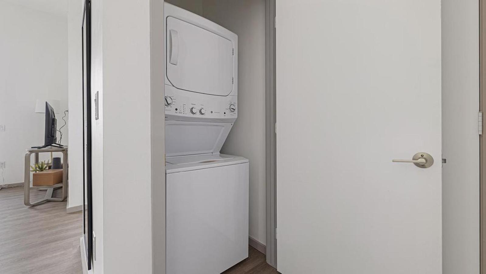 Landing At Vestra At Uncommons - 1 Bedroom In Spring Valley Apartment