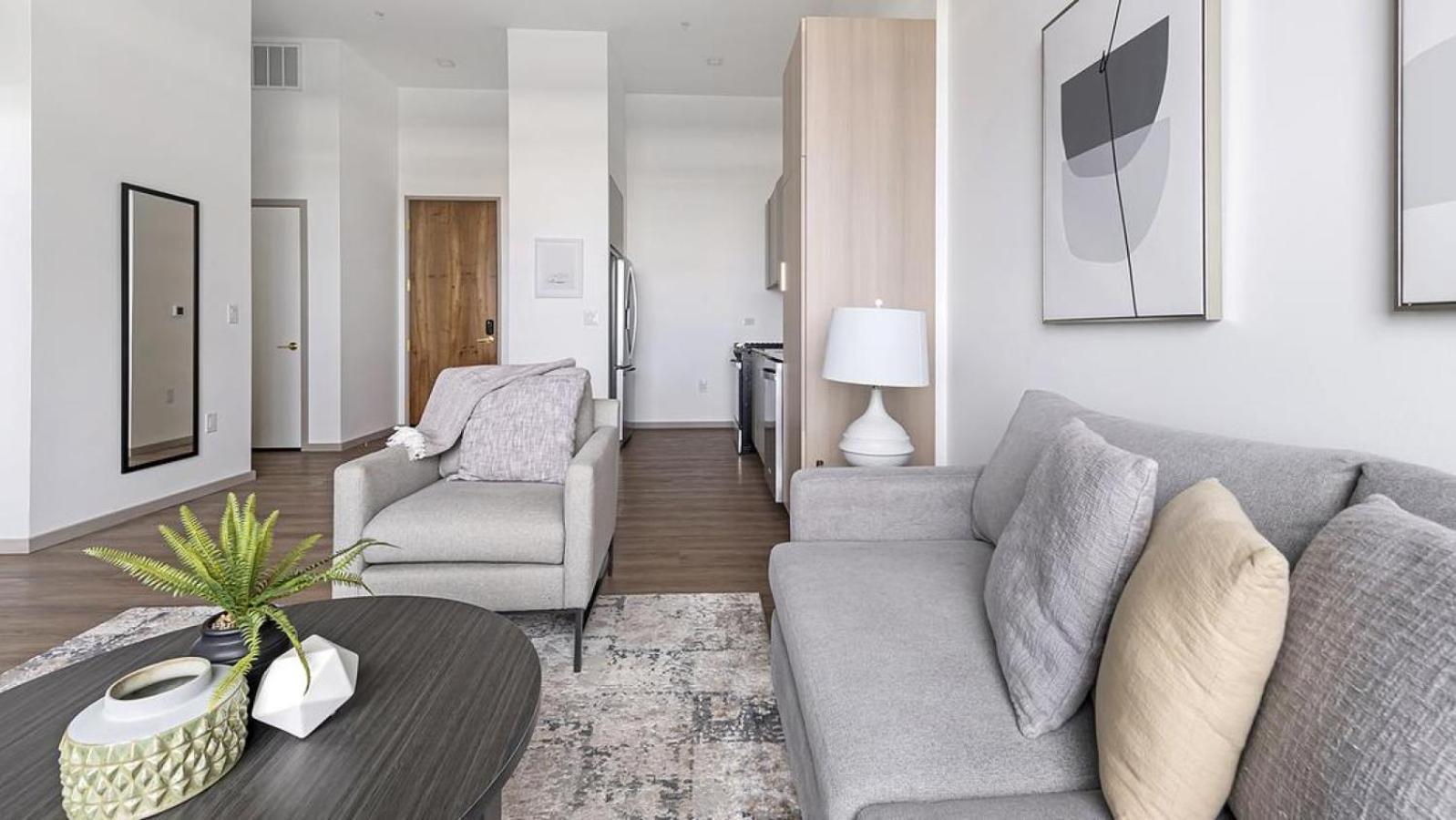 Landing At Vestra At Uncommons - 1 Bedroom In Spring Valley Apartment *
