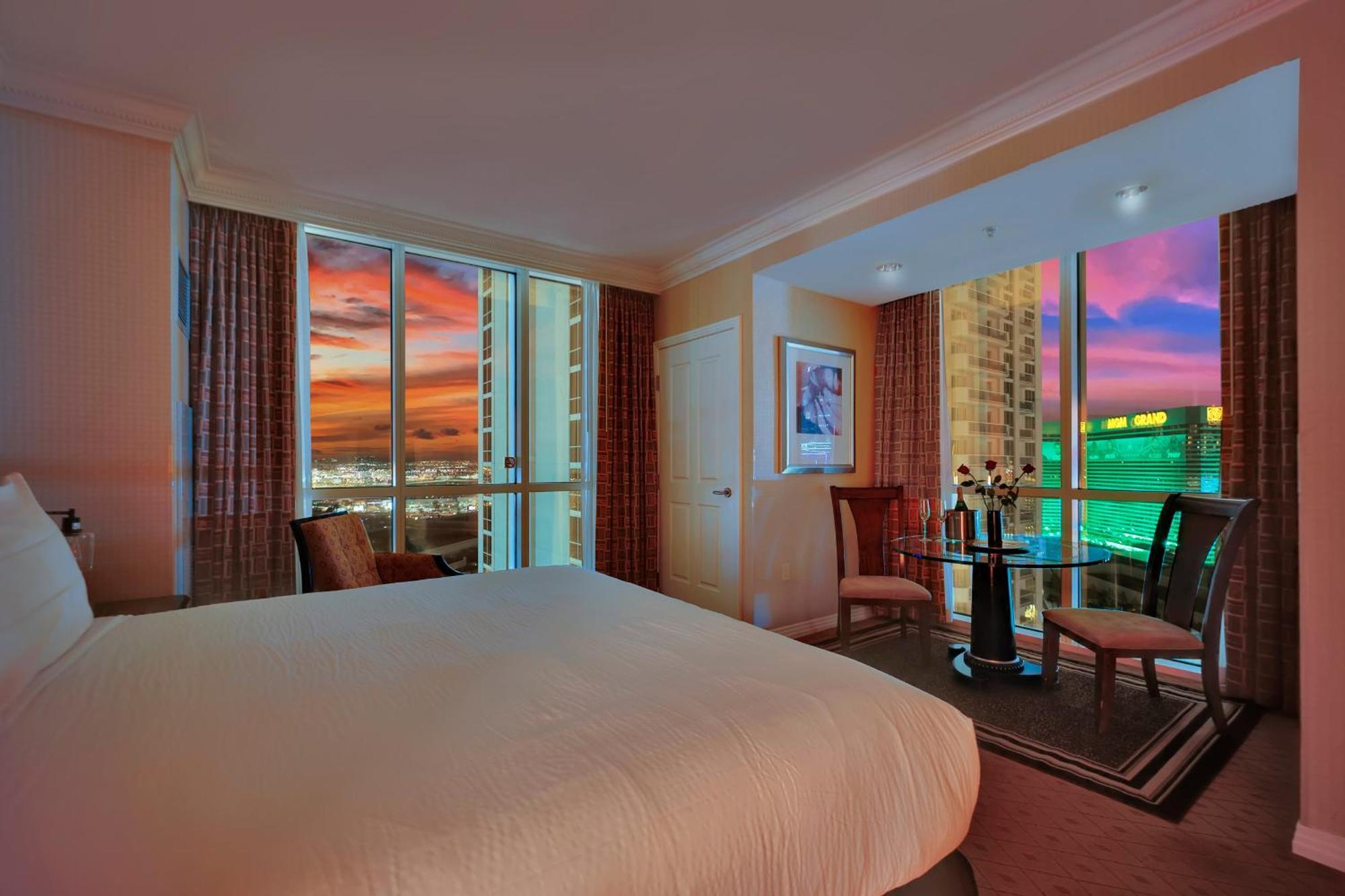 Kintsugi Retreat-condo-stripview-no Fee * Las Vegas