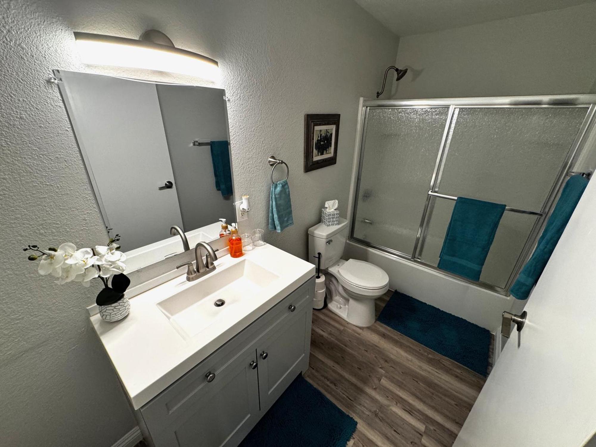 Downtown Walk Everywhere Turnkey Mid-century Fully Furnished & Renovated!