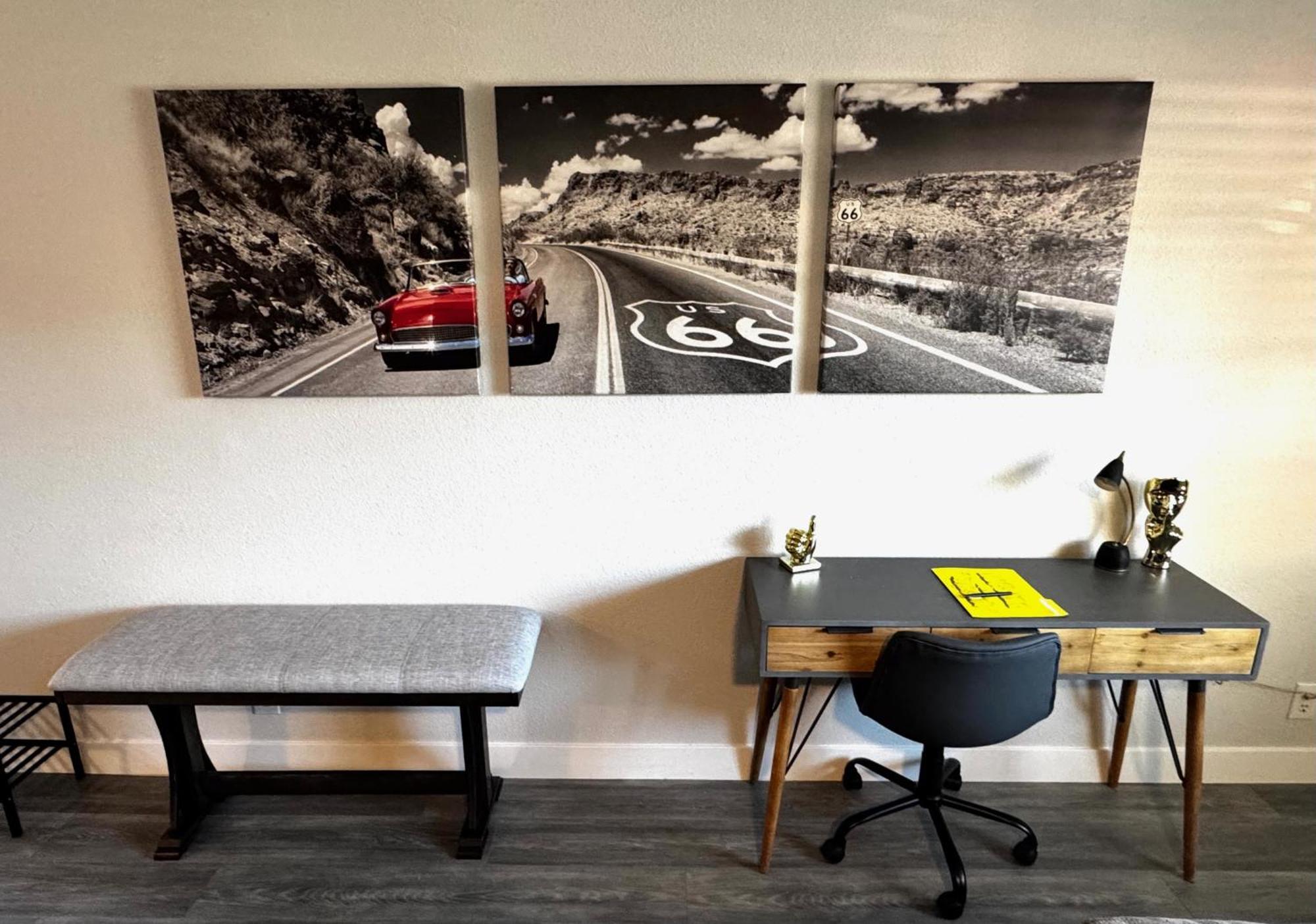 Downtown Walk Everywhere Turnkey Mid-century Fully Furnished & Renovated! Apartment Las Vegas