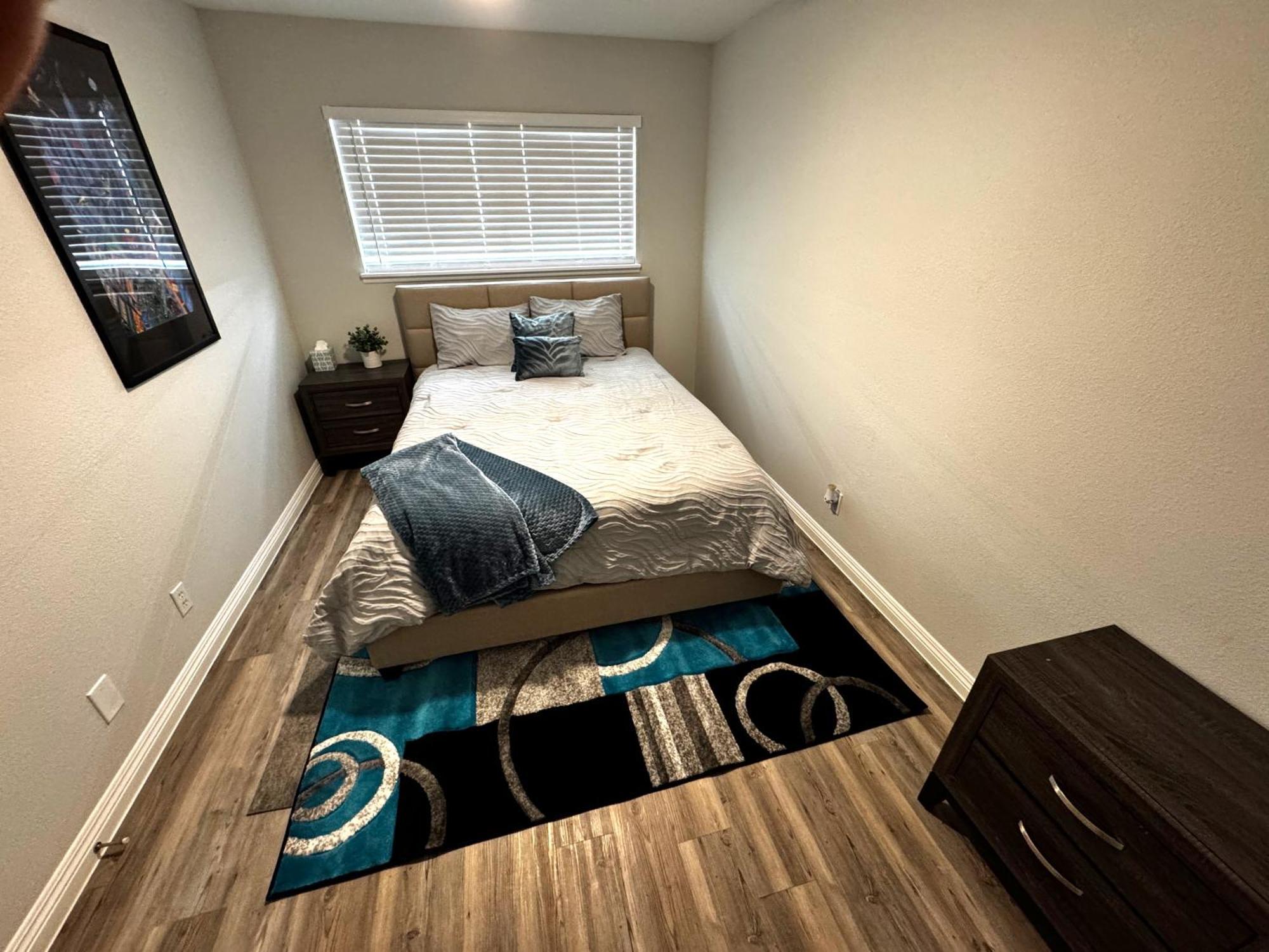 Downtown Walk Everywhere Turnkey Mid-century Fully Furnished & Renovated! *