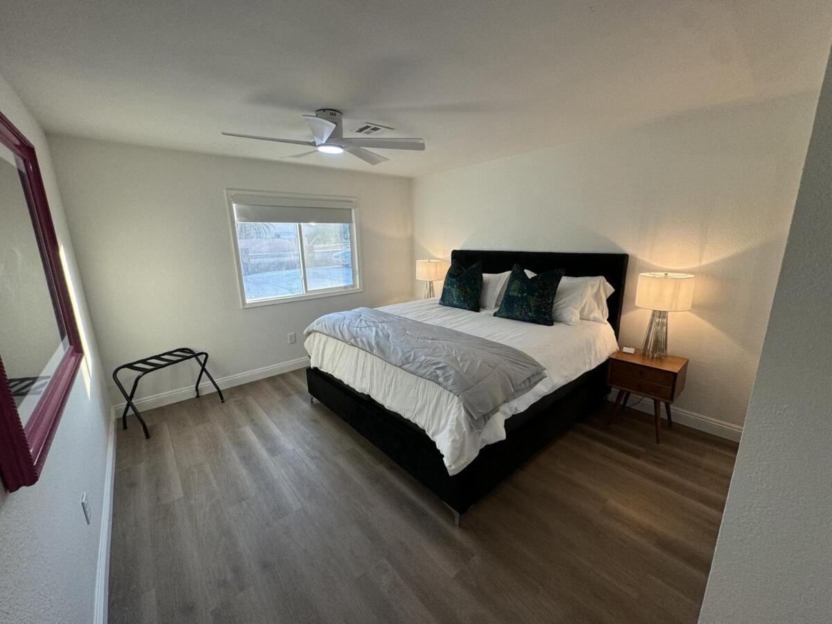 Holiday home Modern Hip Oasis Near Vegas Strip Las Vegas