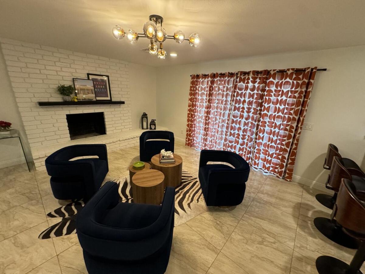 Modern Hip Oasis Near Vegas Strip Las Vegas