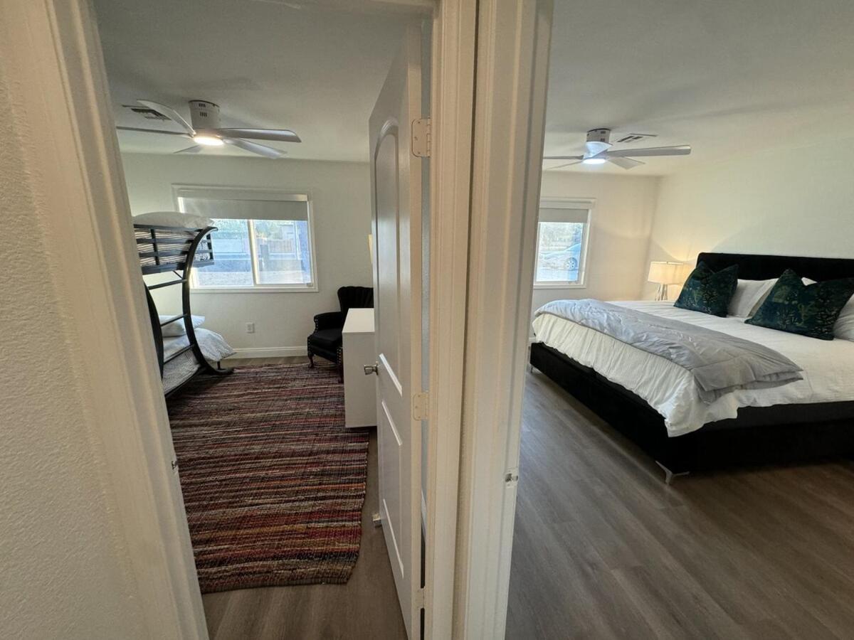 Modern Hip Oasis Near Vegas Strip * Las Vegas