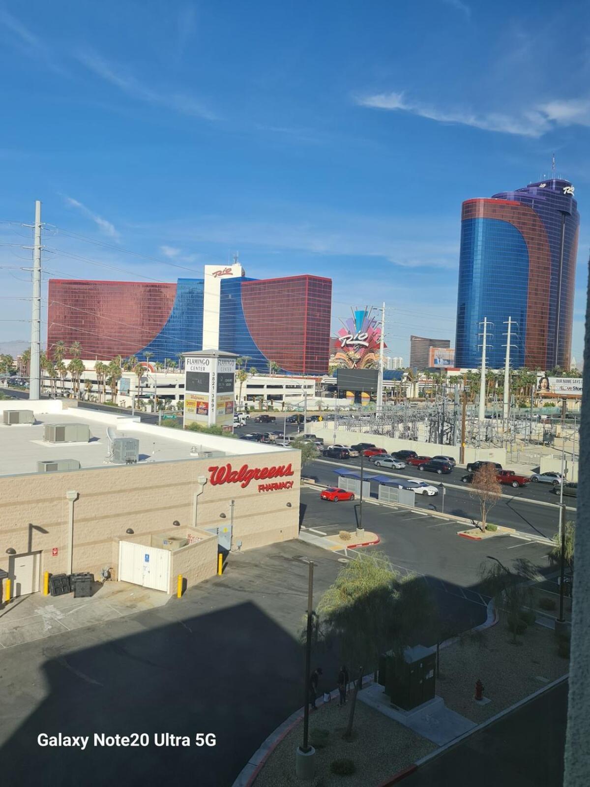Apartment Modern One Flat In The Beautiful Vegas