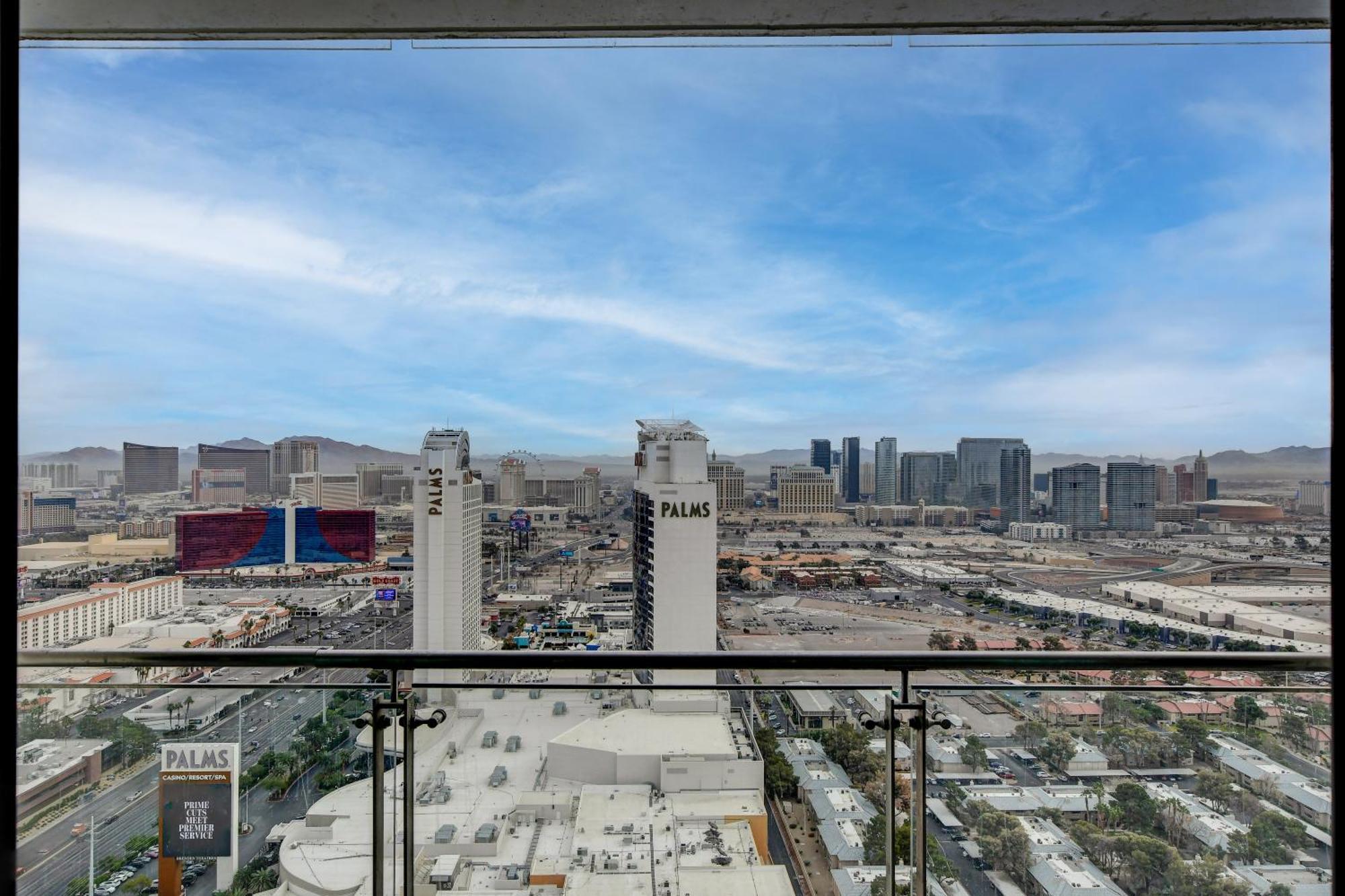 37th Floor Strip View Palm Place Las Vegas