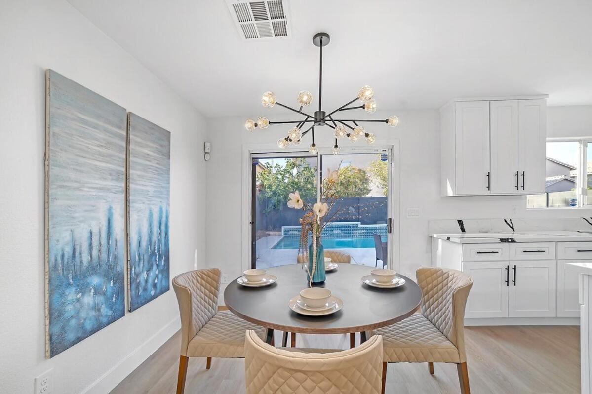 Villa Beautiful Vegas With Pool Las Vegas