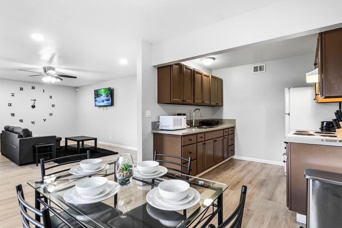 Ferienhaus Gorgeous Two Bedroom Sleeps 6! Close To Strip!