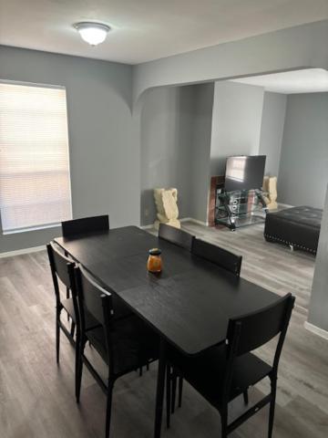2 Or 3 Bedroom Walk To Strip Mgm Casino Shop Club Holiday home