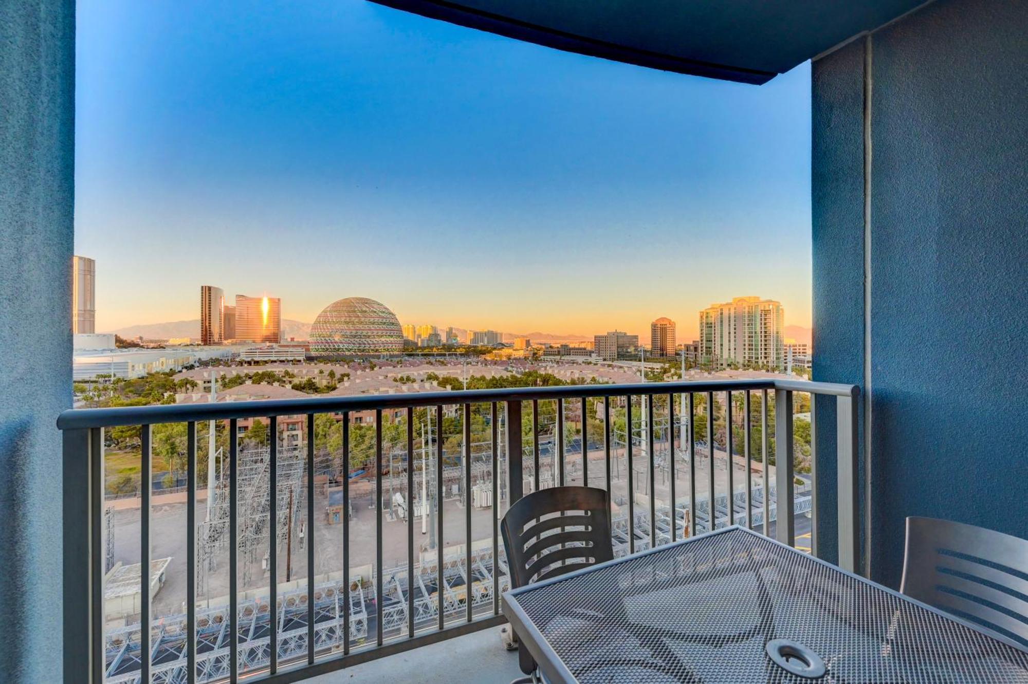 Aparthotel Sphere In Hd! - 