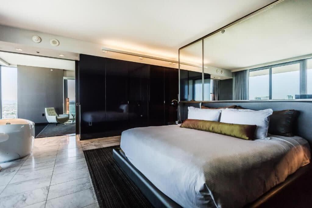 Holiday home With Stunning Views Balcony Access 23303 Las Vegas