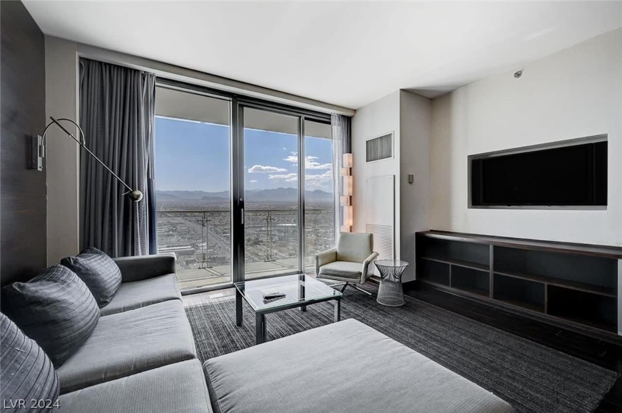 Apartment Luxurious Mountain Views At Palms 16319 Las Vegas