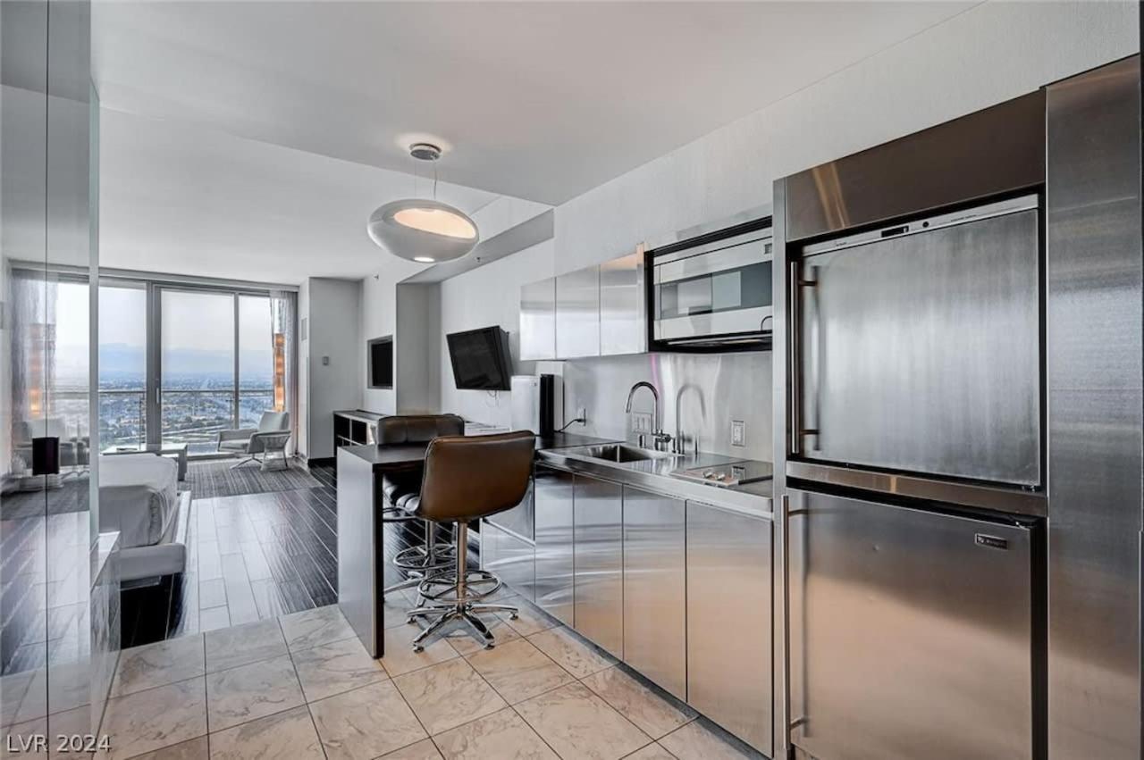 Apartment Luxurious Mountain Views At Palms 16319 Las Vegas